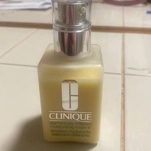 Clinique dramatically different moisturizing lotion